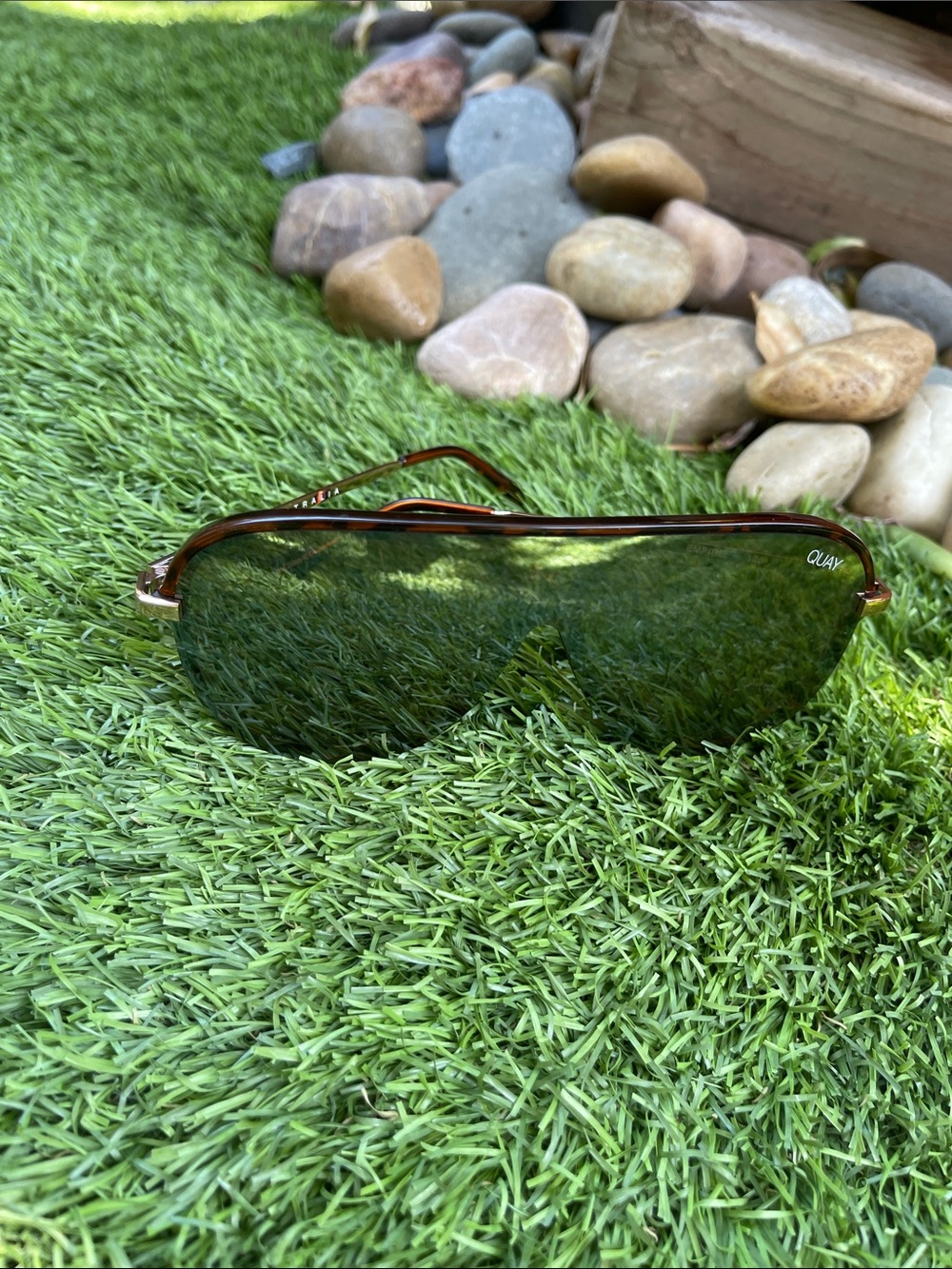 Quay Australia Tortoiseshell Aviator Sunglasses with Brown Gradient Lenses - Picture 5 of 5